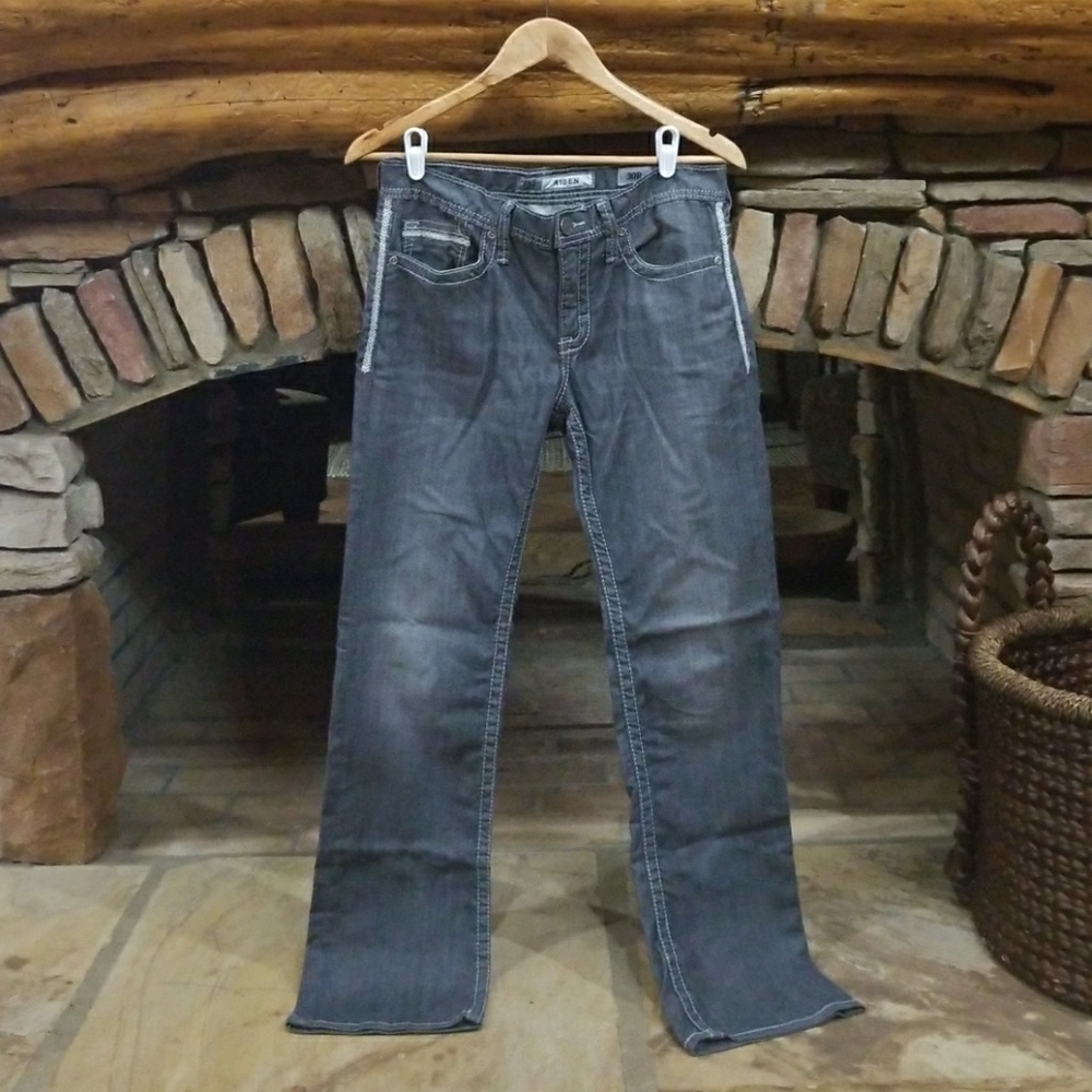 Bke buckle jeans!